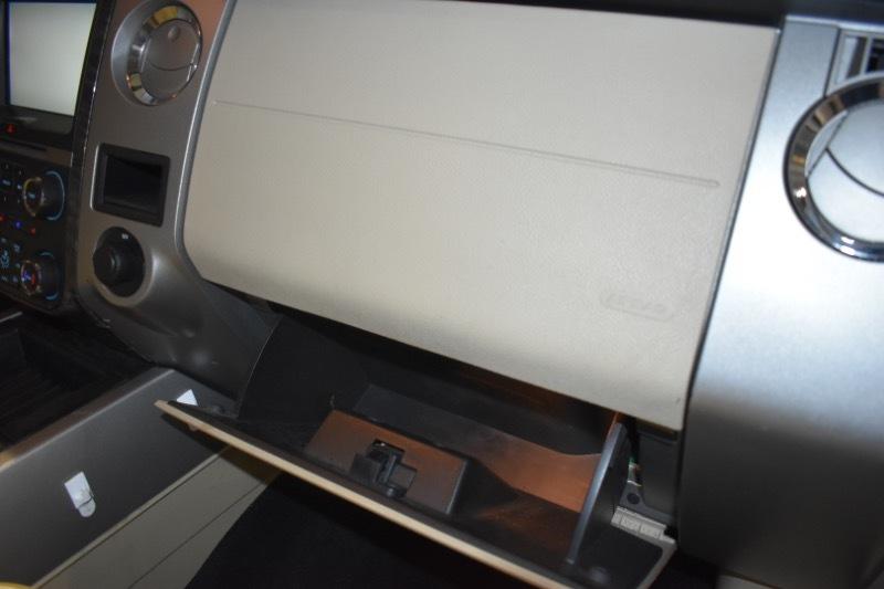 Ford Expedition EL Limited 4WD 2015