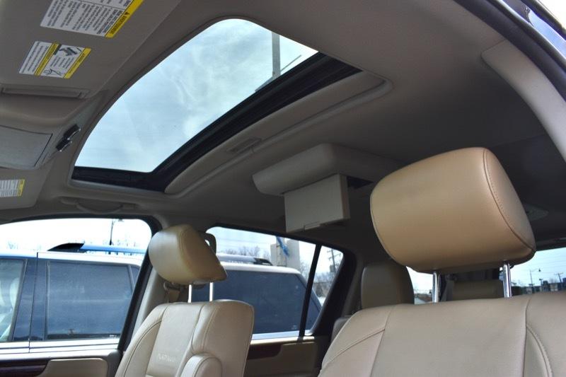 Nissan Armada SL 4WD 2012