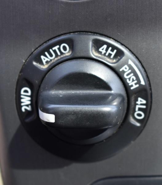 Nissan Armada SL 4WD 2012