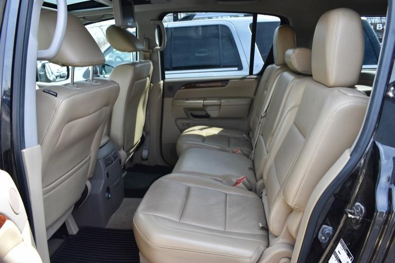 Nissan Armada SL 4WD 2012