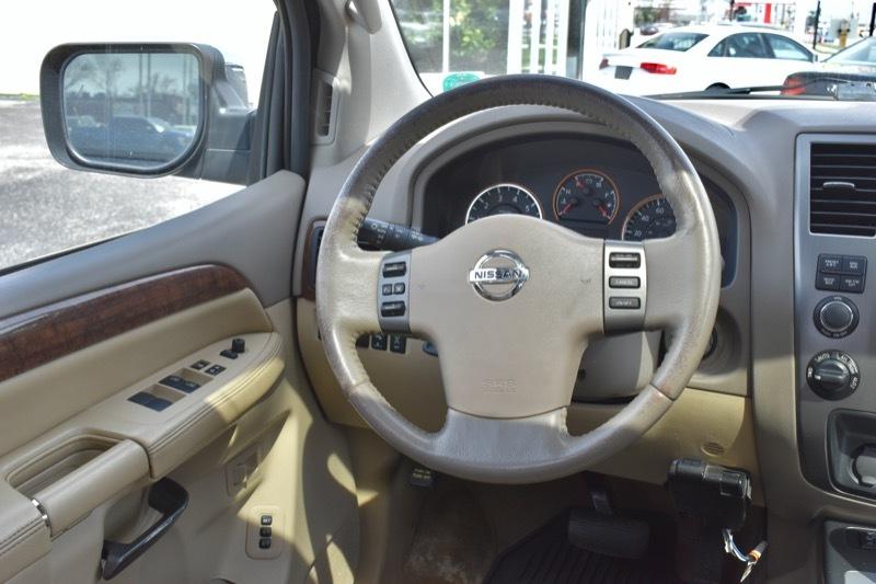 Nissan Armada SL 4WD 2012