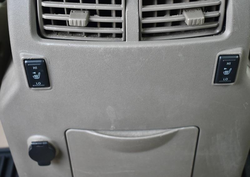 Nissan Armada SL 4WD 2012