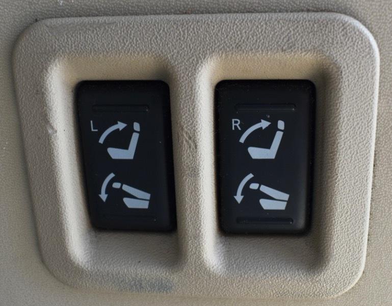 Nissan Armada SL 4WD 2012