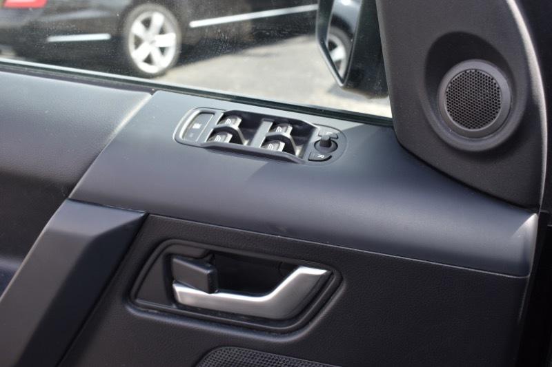 Land Rover LR2 HSE 2011