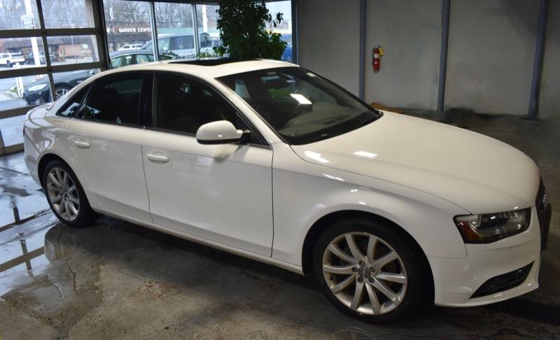 Audi A4 2.0T Sedan quattro Tiptronic 2013
