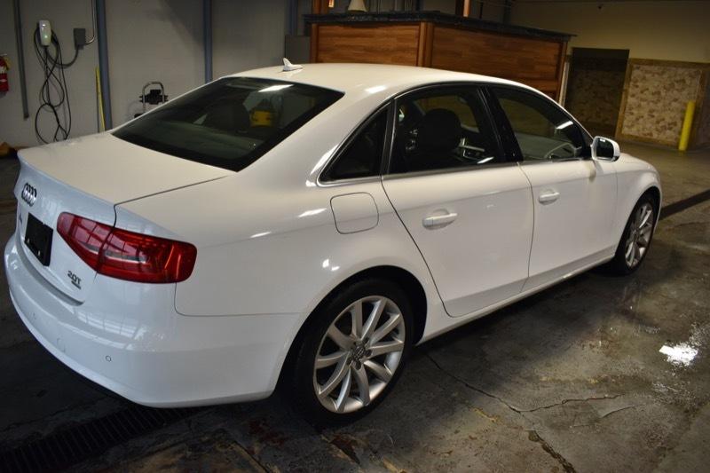 Audi A4 2.0T Sedan quattro Tiptronic 2013