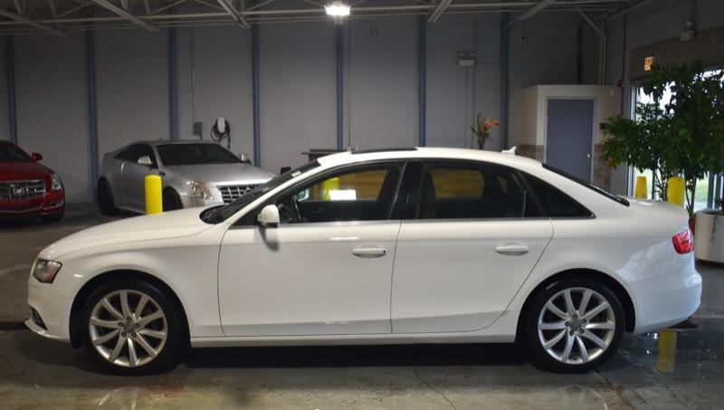 Audi A4 2.0T Sedan quattro Tiptronic 2013