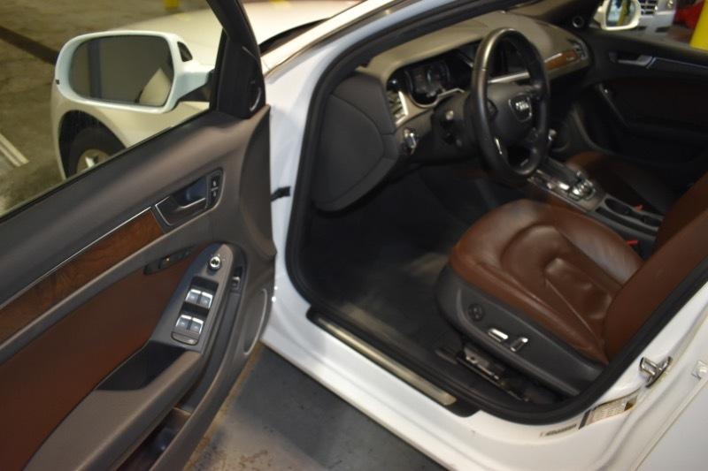 Audi A4 2.0T Sedan quattro Tiptronic 2013