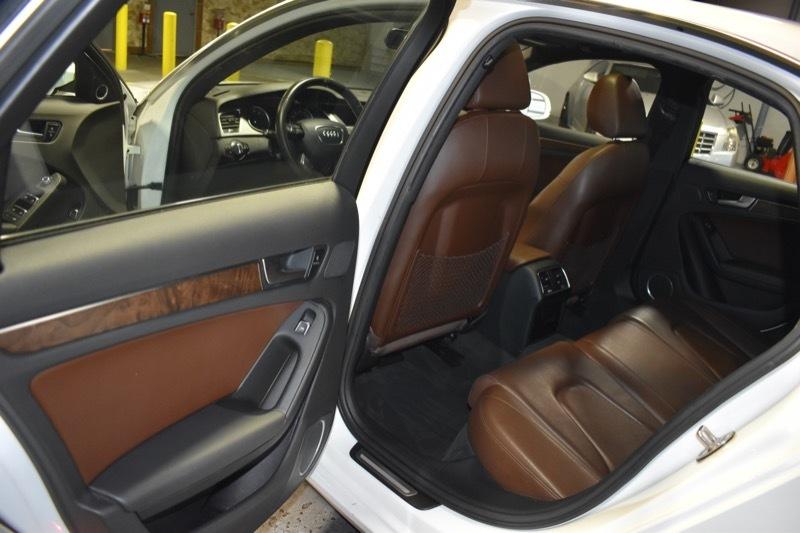 Audi A4 2.0T Sedan quattro Tiptronic 2013