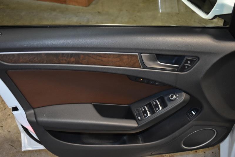 Audi A4 2.0T Sedan quattro Tiptronic 2013