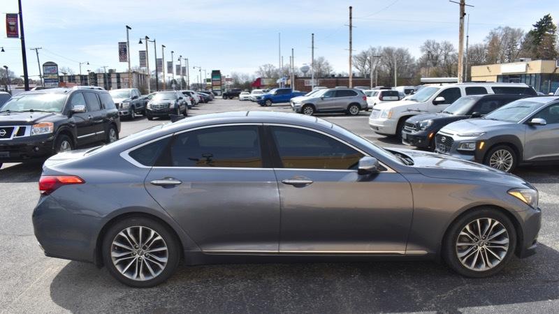 Hyundai Genesis 3.8L 2015
