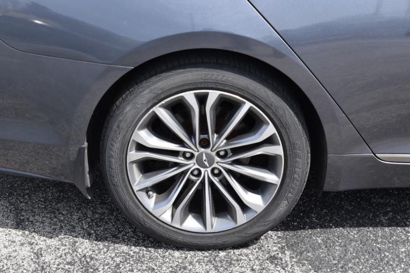 Hyundai Genesis 3.8L 2015