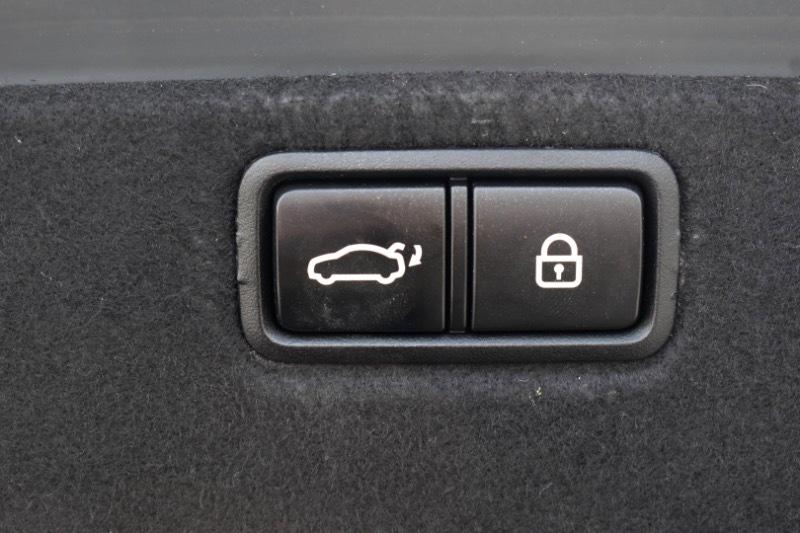 Hyundai Genesis 3.8L 2015