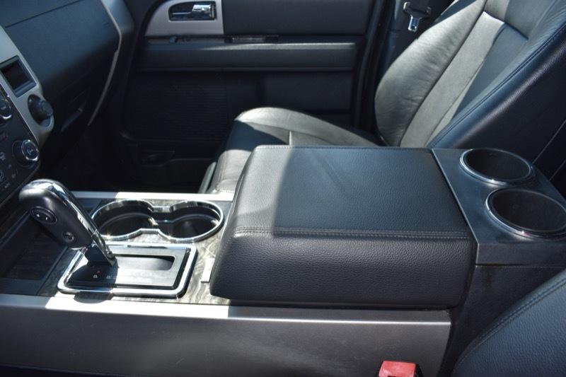 Ford Expedition Limited 4WD 2015