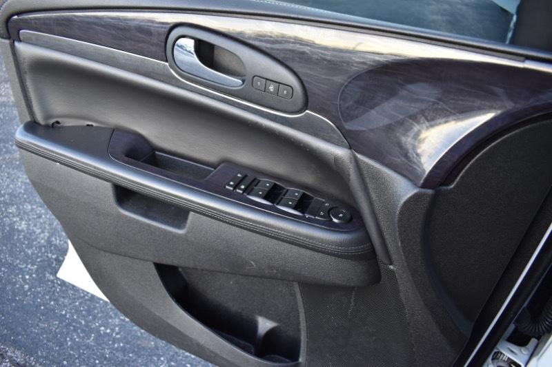 Buick Enclave Leather AWD 2017