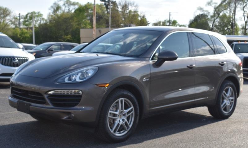 Porsche Cayenne Hybrid S 2011