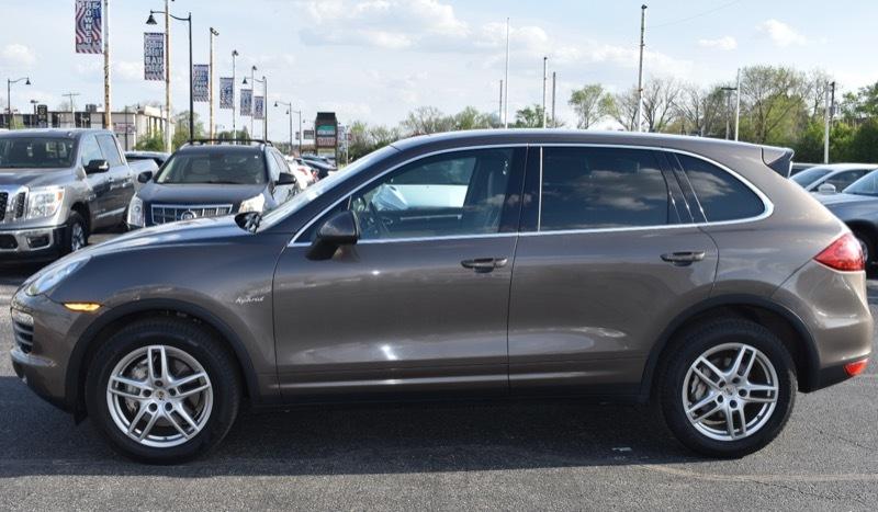 Porsche Cayenne Hybrid S 2011