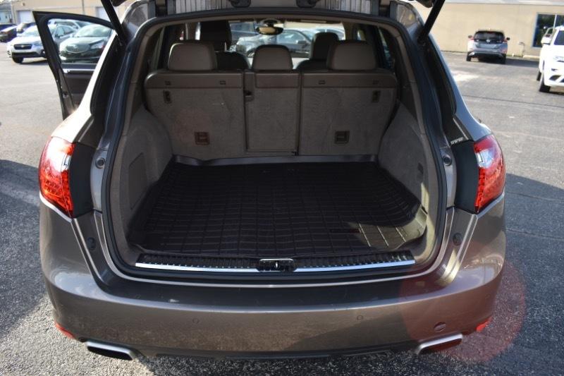 Porsche Cayenne Hybrid S 2011