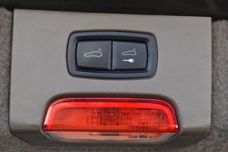 Porsche Cayenne Hybrid S 2011