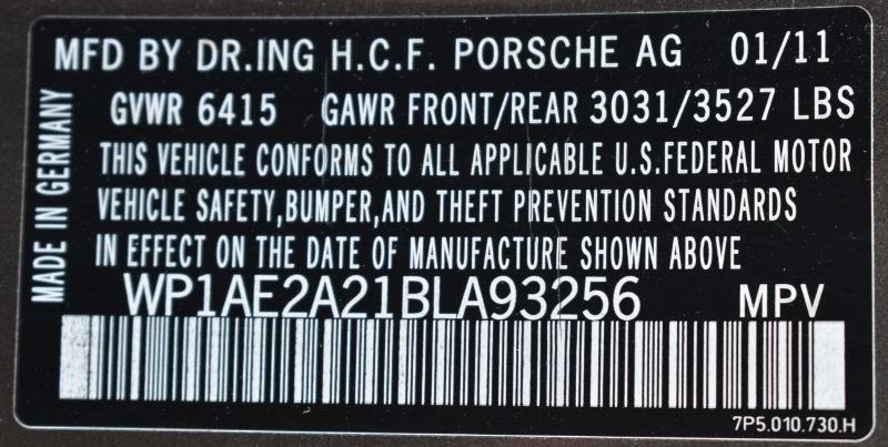 Porsche Cayenne Hybrid S 2011