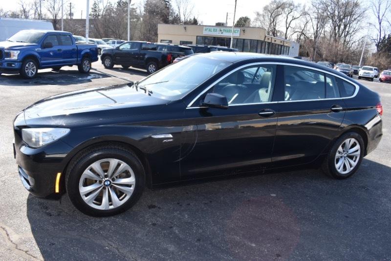 BMW 5-Series Gran Turismo 535i xDrive 2011