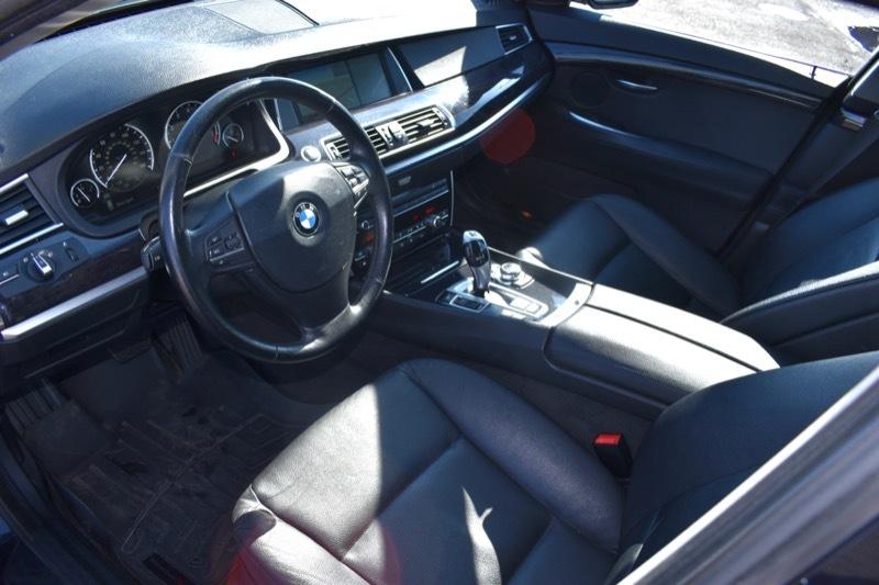 BMW 5-Series Gran Turismo 535i xDrive 2011