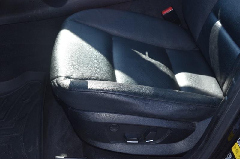 BMW 5-Series Gran Turismo 535i xDrive 2011