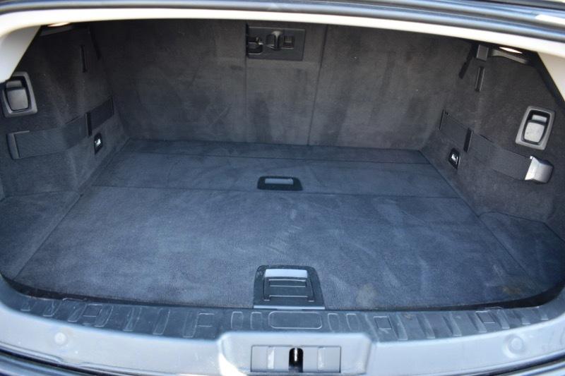 BMW 5-Series Gran Turismo 535i xDrive 2011