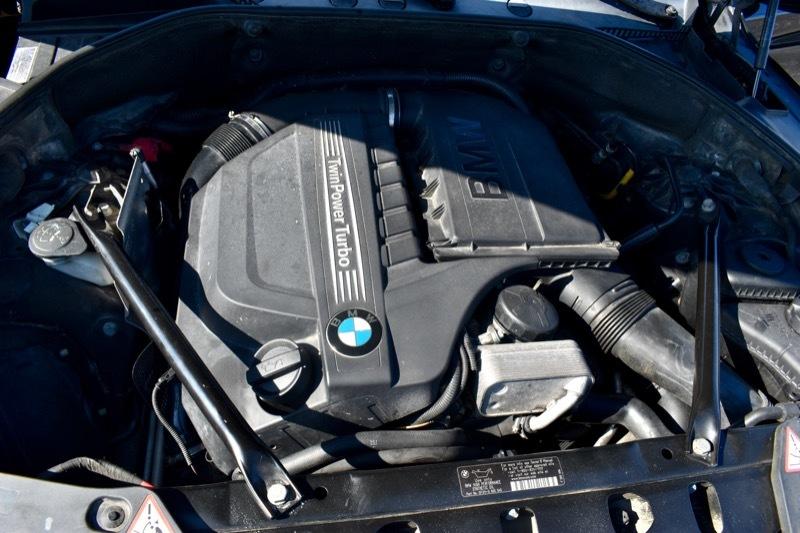 BMW 5-Series Gran Turismo 535i xDrive 2011