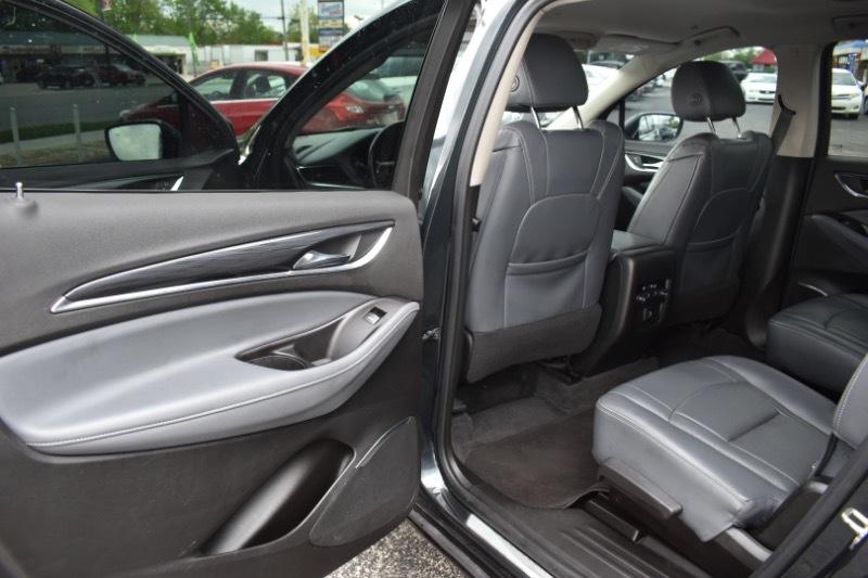 Buick Enclave Essence FWD 2020
