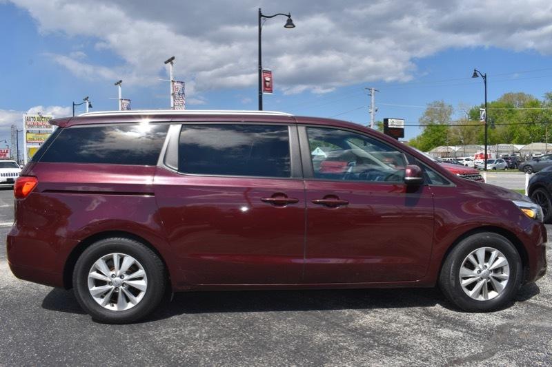 Kia Sedona LX 2017