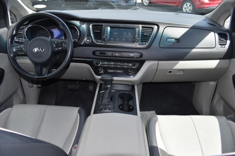 Kia Sedona LX 2017