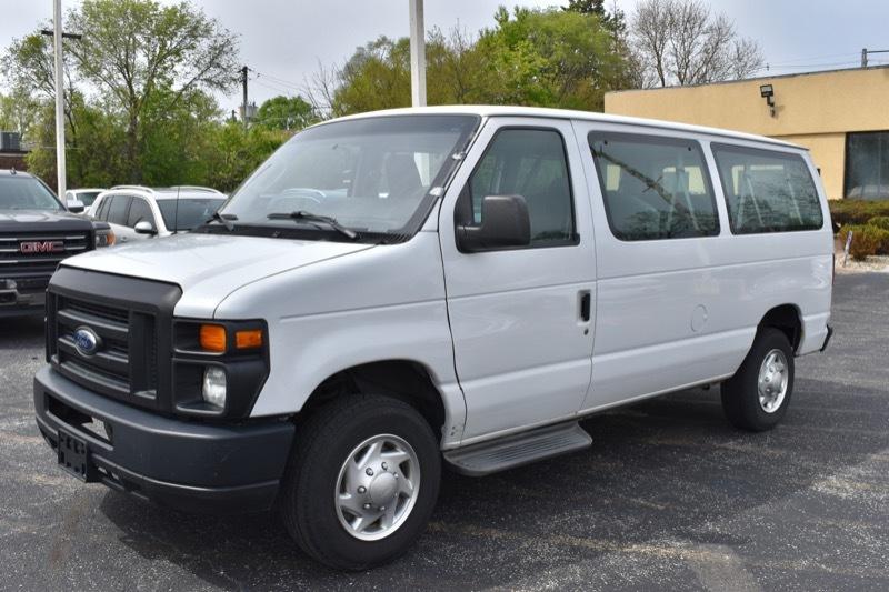 Ford Econoline E-350 XL Super Duty 2013