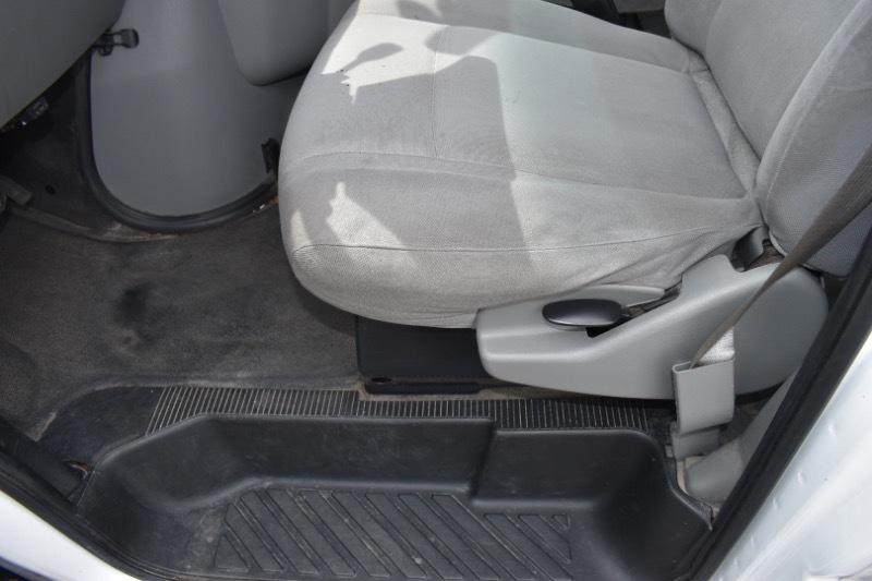 Ford Econoline E-350 XL Super Duty 2013