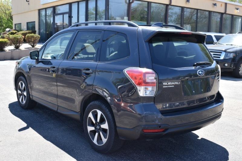 Subaru Forester 2.5i Premium PZEV CVT 2017