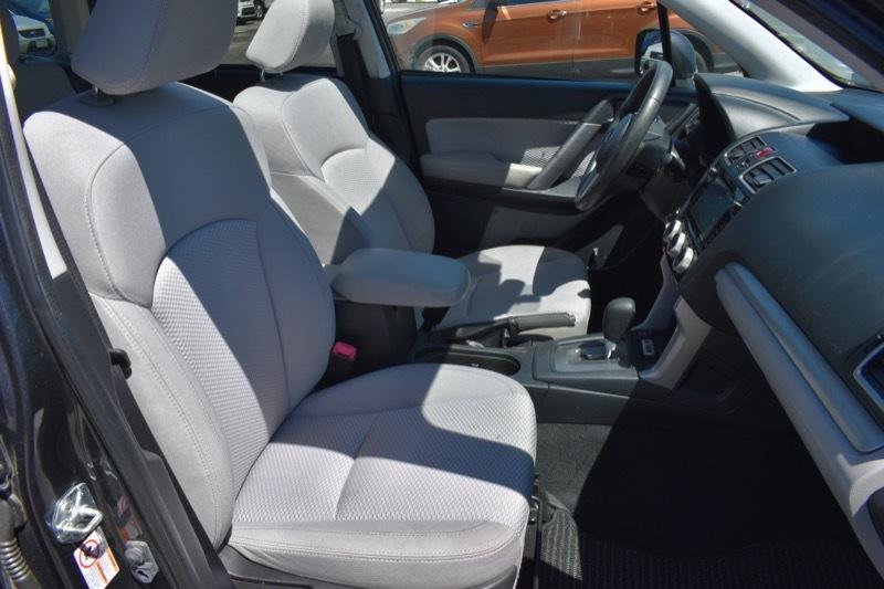 Subaru Forester 2.5i Premium PZEV CVT 2017