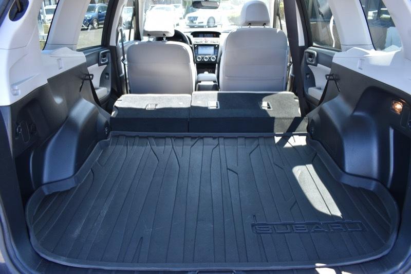 Subaru Forester 2.5i Premium PZEV CVT 2017