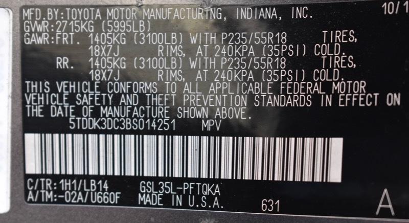 Toyota Sienna XLE AWD 7-Pass V6 2011