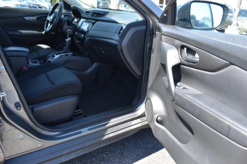 Nissan Rogue SV 2WD 2020