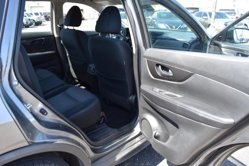 Nissan Rogue SV 2WD 2020