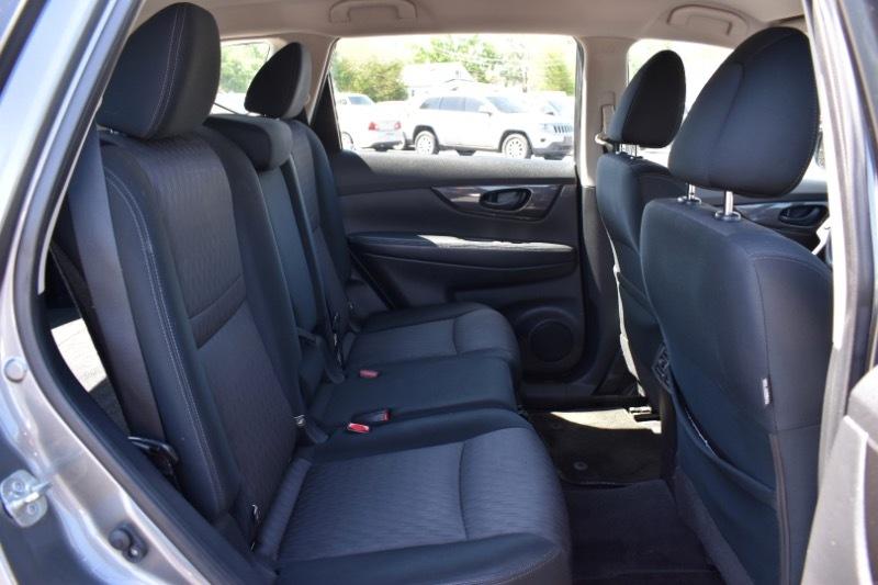 Nissan Rogue SV 2WD 2020