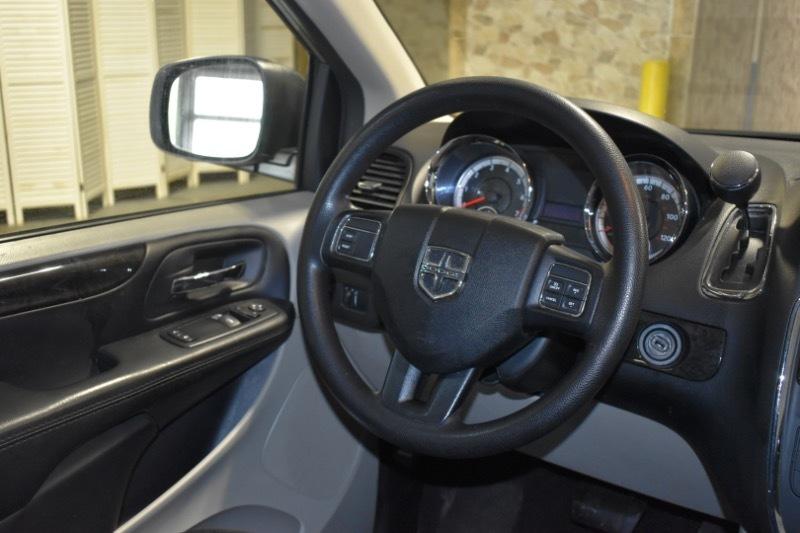Dodge Grand Caravan SE 2015
