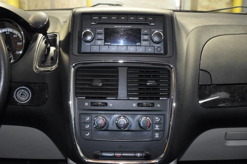 Dodge Grand Caravan SE 2015