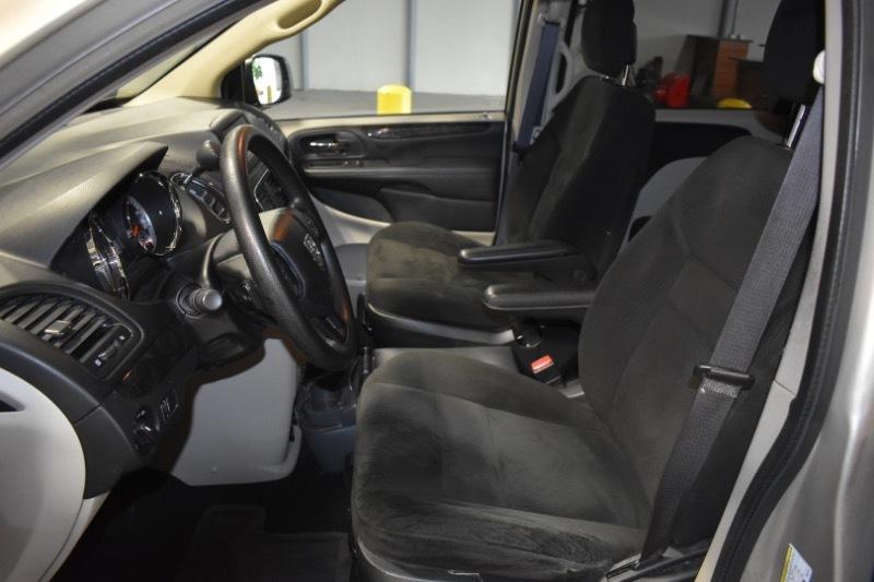Dodge Grand Caravan SE 2015