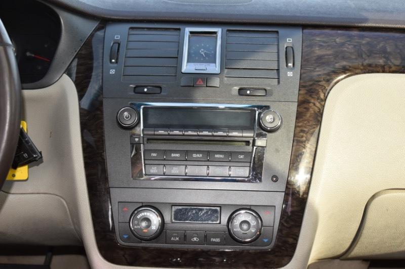 Cadillac DTS Luxury I 2009