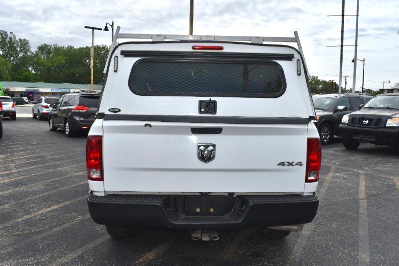 RAM 1500 Tradesman Crew Cab SWB 4WD 2018