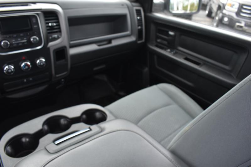 RAM 1500 Tradesman Crew Cab SWB 4WD 2018