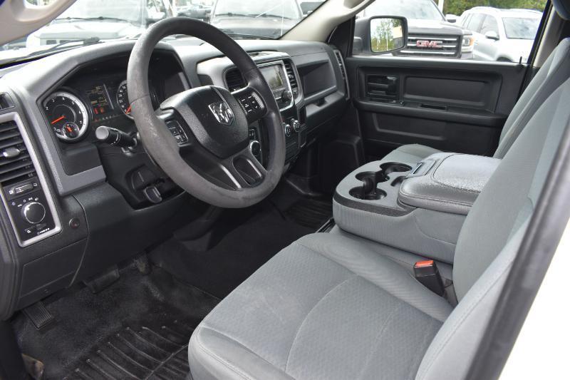 RAM 1500 Tradesman Crew Cab SWB 4WD 2018