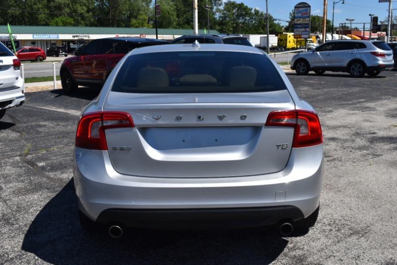Volvo S60 T5 2012