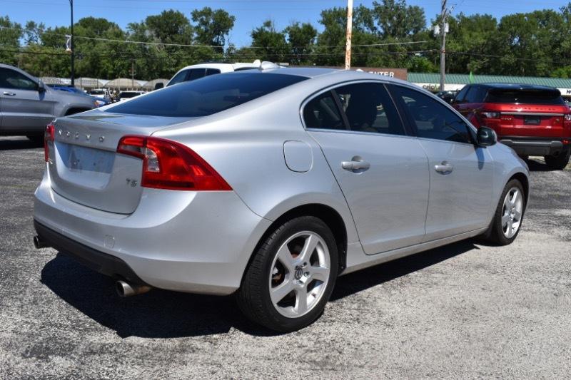 Volvo S60 T5 2012
